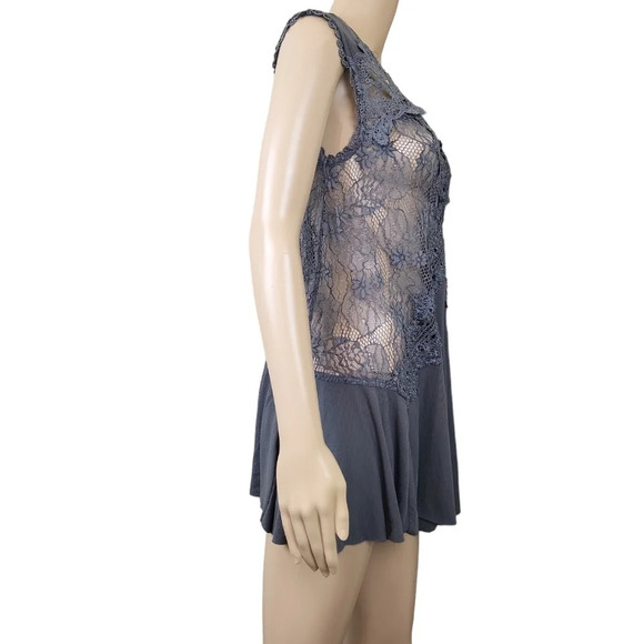 POL Gray Floral Lace Dress - Picture 3 of 5